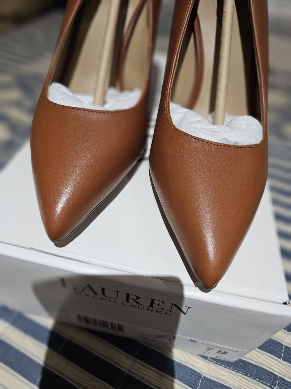 Lauren Ralph Lauren Lindella Smooth Calf Leather Pointed-Toe Pumps, NWT - Picture 2 of 8
